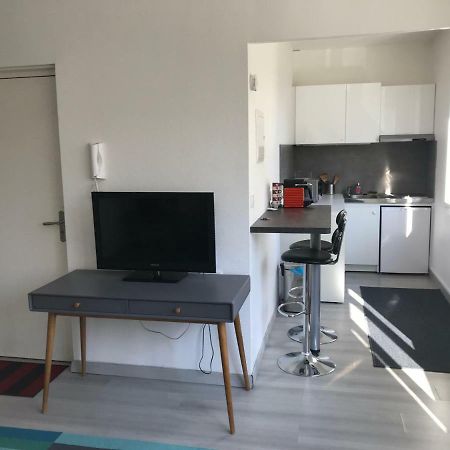 T1Bis Meuble Tout Confort Тур Экстерьер фото